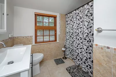 6041 N Santa Monica Blvd, Whitefish Bay, WI 53217 - Photo 23