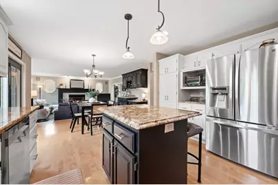 W163N7576  Tamarack Trl, Menomonee Falls, WI 53051 - Photo 25
