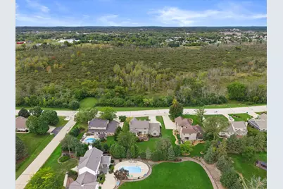 W163N7576  Tamarack Trl, Menomonee Falls, WI 53051 - Photo 49