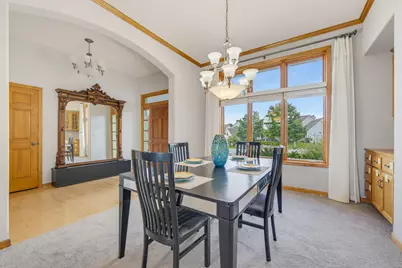 2135  Deer Path, Waukesha, WI 53189 - Photo 7