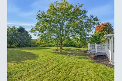 2135  Deer Path, Waukesha, WI 53189 - Photo 33