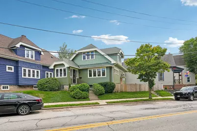 1952 N Warren Ave, Milwaukee, WI 53202 - Photo 35