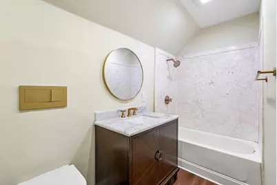 1952 N Warren Ave, Milwaukee, WI 53202 - Photo 31