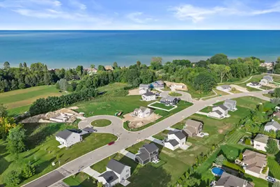 929  5 Mile Rd, Racine, WI 53402 - Photo 43