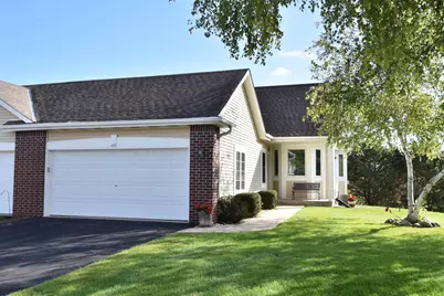 972  Niagara Ct, Port Washington, WI 53074 - Photo 1