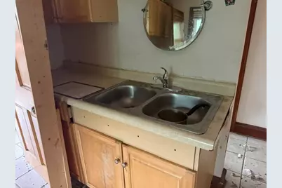 2623 N 56th St #2625, Milwaukee, WI 53210 - Photo 11