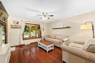 S77W17436 St Leonards Dr, Muskego, WI 53150 - Photo 5
