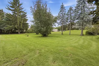 710  Krueger Ct, Onalaska, WI 54650 - Photo 5