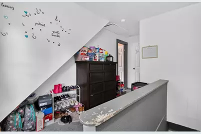 5929 N 37th St, Milwaukee, WI 53209 - Photo 13