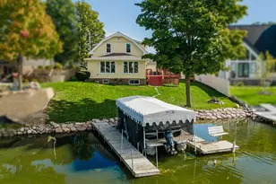 W186S7577 Kingston Dr, Muskego, WI 53150 - Photo 1