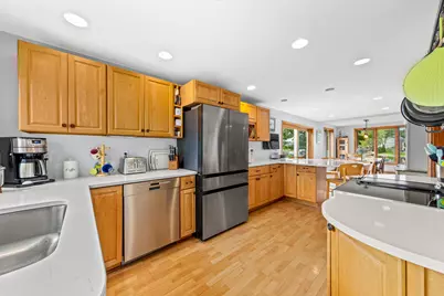 W186S7577  Kingston Dr, Muskego, WI 53150 - Photo 15