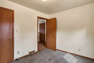 2341 N Dr William Finlayson St, Milwaukee, WI 53212 - Photo 19