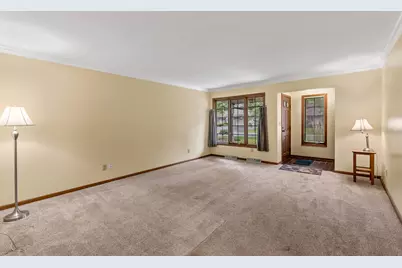 3800  Yukon Rd #Unit C, Brookfield, WI 53045 - Photo 9