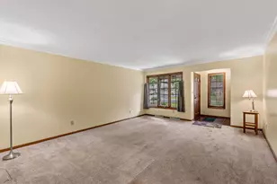 3800 Yukon Rd, Brookfield, WI 53045 - Photo 9