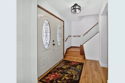 21300  Astolat Dr, Brookfield, WI 53045 - Photo 3