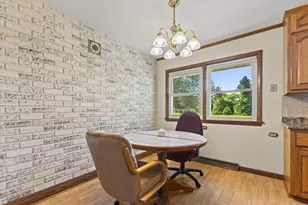 N84W19255 Menomonee Ave, Menomonee Falls, WI 53051 - Photo 7
