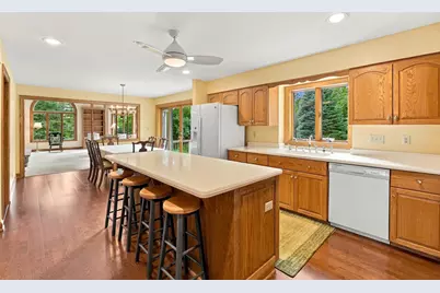 N26W30851  Golf Hills Dr, Delafield, WI 53072 - Photo 9