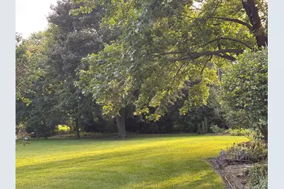 1701 W Donges Bay Rd, Mequon, WI 53092 - Photo 3