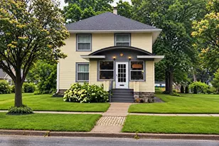 205 S 6th St, Fort Atkinson, WI 53538 - Photo 1