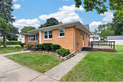 2320  51st St, Kenosha, WI 53140 - Photo 19