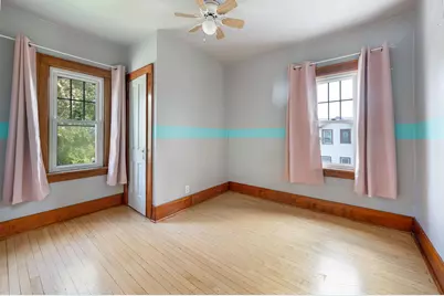 8425 W Mitchell St, West Allis, WI 53214 - Photo 11