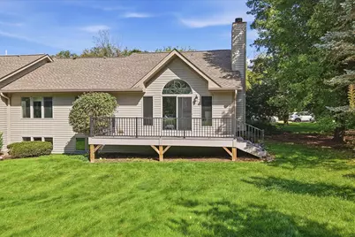315  Oak Ridge Dr, Hartland, WI 53029 - Photo 17
