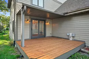7325 W Wind Lake Rd, Racine, WI 53185 - Photo 19