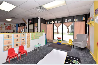 4008 W Burleigh St, Milwaukee, WI 53210 - Photo 9