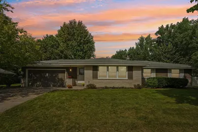 1006  Wisteria Ln, Waukesha, WI 53189 - Photo 31