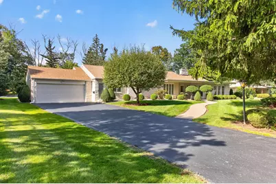 6717 N Holly Ct, Fox Point, WI 53217 - Photo 29