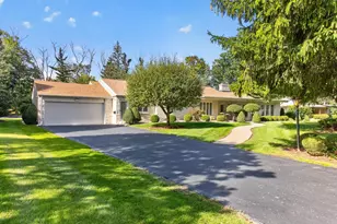 6717 N Holly Ct, Fox Point, WI 53217 - Photo 29