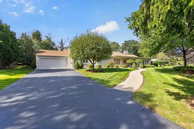 6717 N Holly Ct, Fox Point, WI 53217 - Photo 33