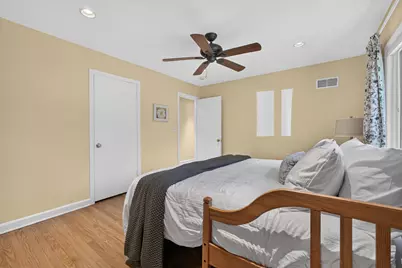 6717 N Holly Ct, Fox Point, WI 53217 - Photo 51