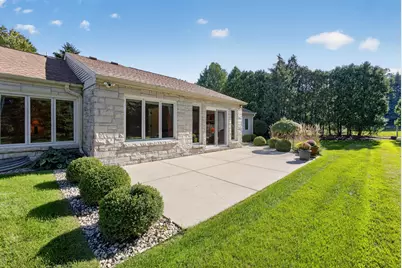 6717 N Holly Ct, Fox Point, WI 53217 - Photo 35