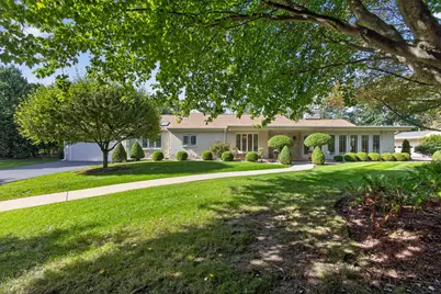 6717 N Holly Ct, Fox Point, WI 53217 - Photo 1