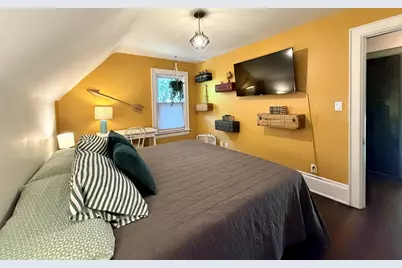 2819 S Clement Ave, Milwaukee, WI 53207 - Photo 13