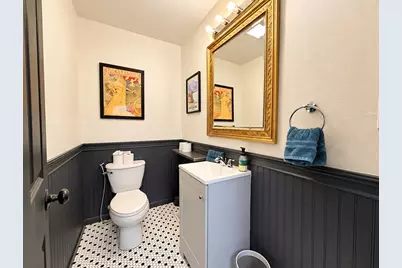 2819 S Clement Ave, Milwaukee, WI 53207 - Photo 9