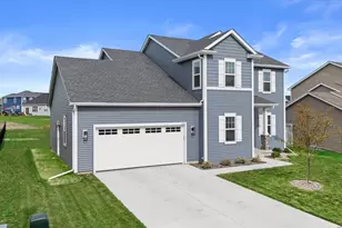 1377 Scotsland Ln, Oconomowoc, WI 53066 - Photo 5