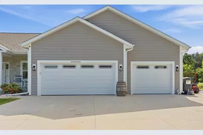 N120W20255  Dolores Ct, Germantown, WI 53022 - Photo 69