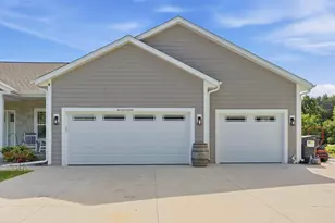 N120W20255 Dolores Ct, Germantown, WI 53022 - Photo 69