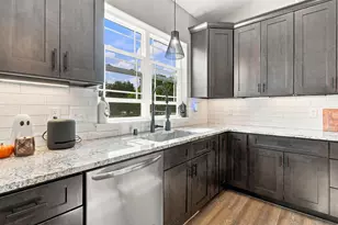N120W20255 Dolores Ct, Germantown, WI 53022 - Photo 13