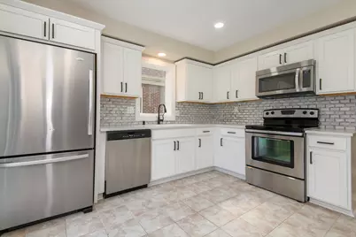 2924 N 75th St, Milwaukee, WI 53210 - Photo 11
