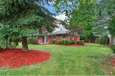 418  Jonathon Dr, Racine, WI 53402 - Photo 9