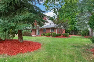 418 Jonathon Dr, Racine, WI 53402 - Photo 9