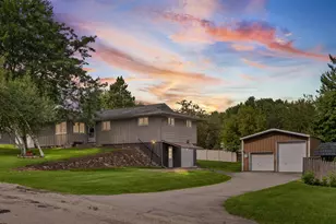 1218 Jefferson Ave, Sparta, WI 54656 - Photo 1