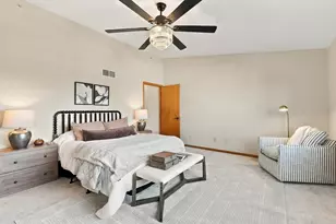 10180 W Whitnall Edge Circle, Franklin, WI 53132 - Photo 9