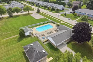 10180 W Whitnall Edge Circle, Franklin, WI 53132 - Photo 25
