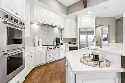 W248N2175  Kettle Cove Ct, Pewaukee, WI 53072 - Photo 17