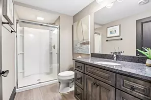 W248N2175 Kettle Cove Ct, Pewaukee, WI 53072 - Photo 45