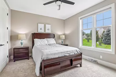 W248N2175  Kettle Cove Ct, Pewaukee, WI 53072 - Photo 33